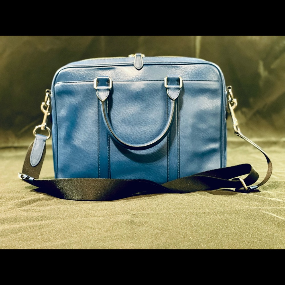 Laptop/Briefcase - image 1